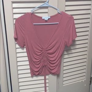 Cinch top